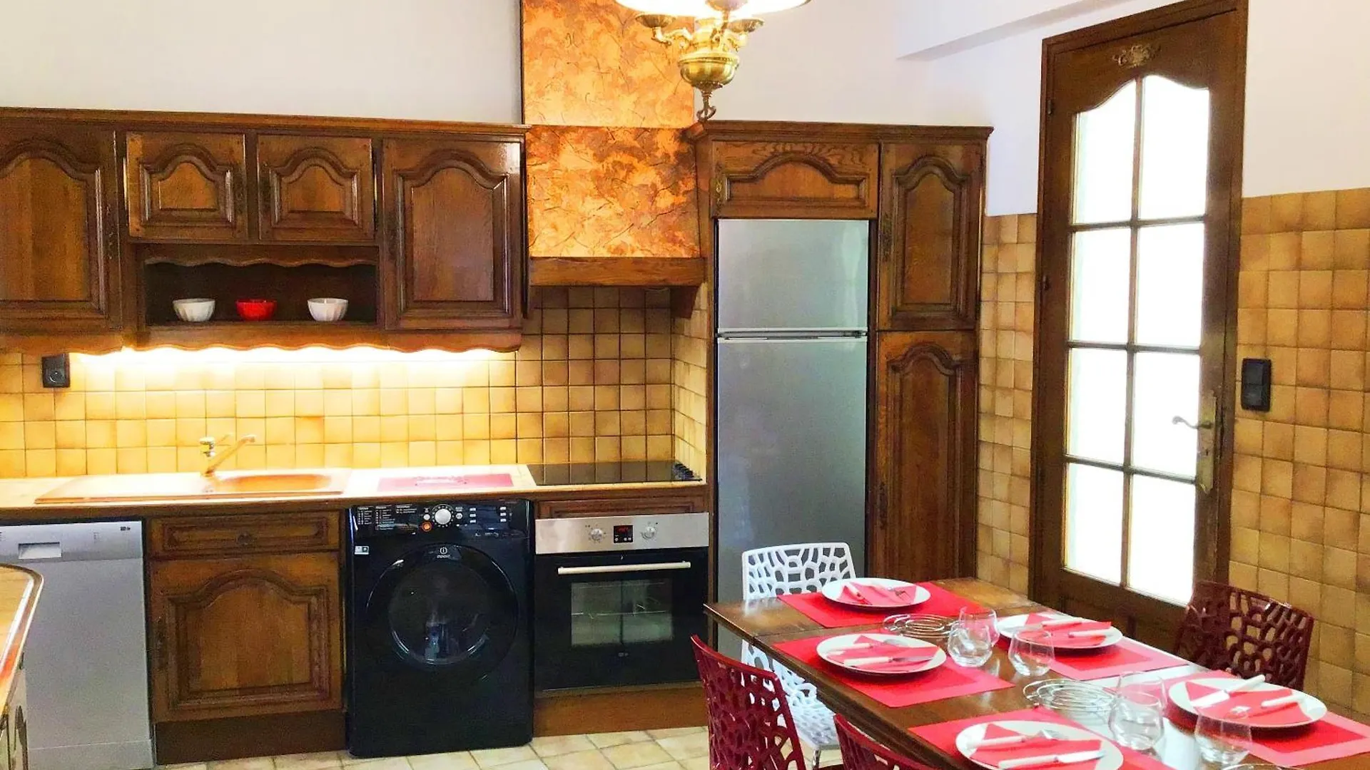 Appartement Le Soleil 140 M2 Climatise Parking Prive Proche Sanctuaires Lourdes Lejlighed